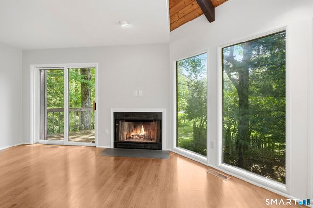 57 Grouse Lane, Woodbridge, CT 06525
