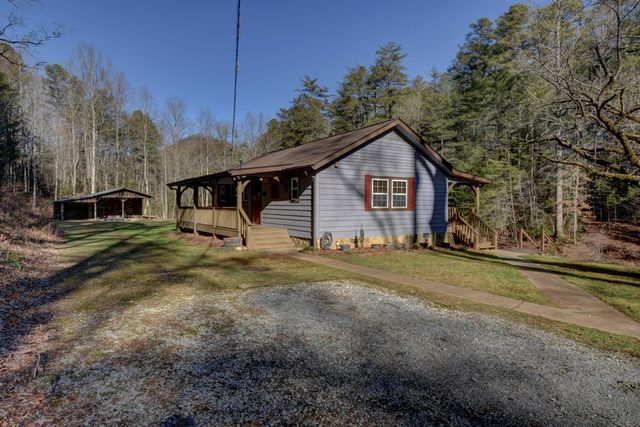 100 Saga Mountain Road, Tiger, GA 30576