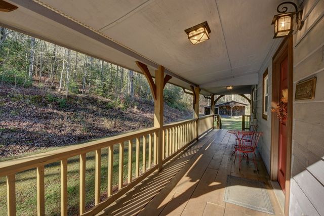 100 Saga Mountain Road, Tiger, GA 30576