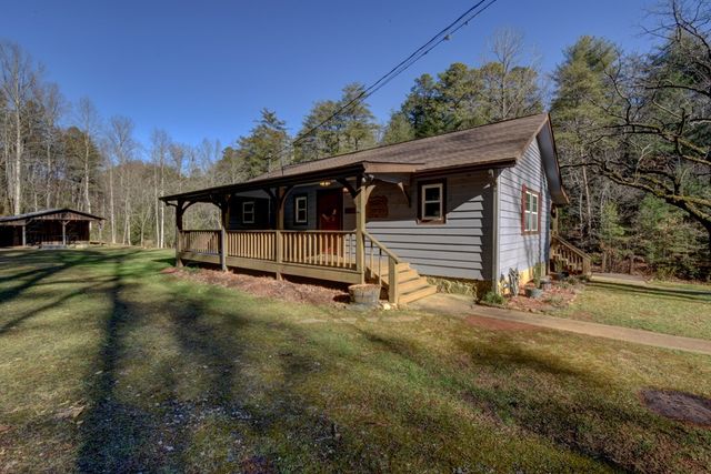 100 Saga Mountain Road, Tiger, GA 30576