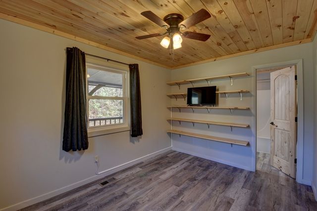 100 Saga Mountain Road, Tiger, GA 30576