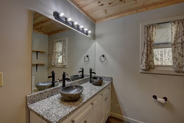 100 Saga Mountain Road, Tiger, GA 30576