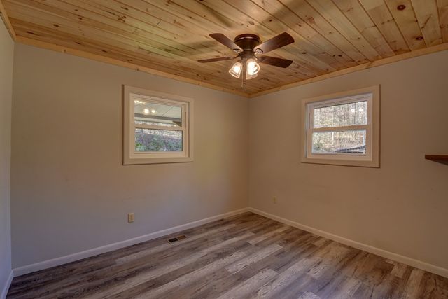 100 Saga Mountain Road, Tiger, GA 30576