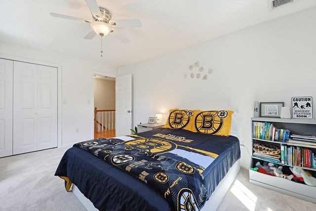 45 James St, Mansfield, MA 02048