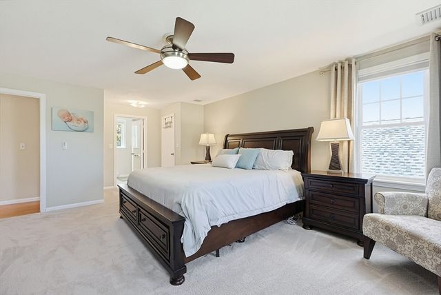 45 James St, Mansfield, MA 02048