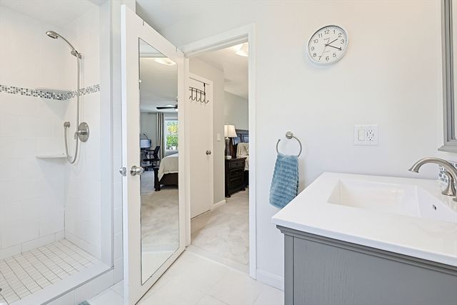 45 James St, Mansfield, MA 02048