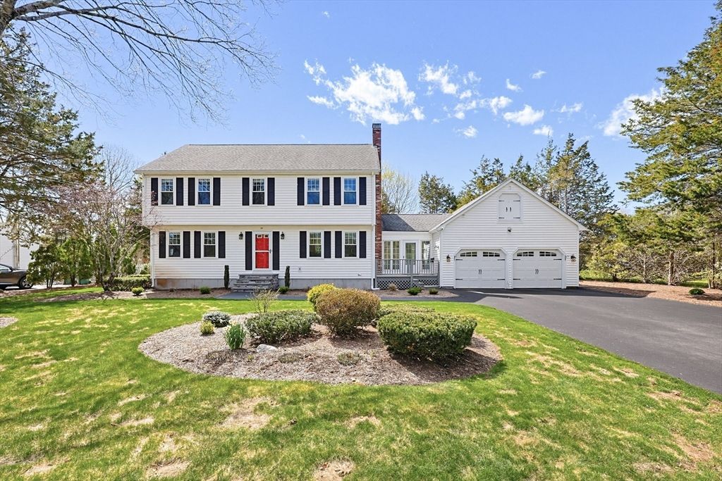 45 James St, Mansfield, MA 02048