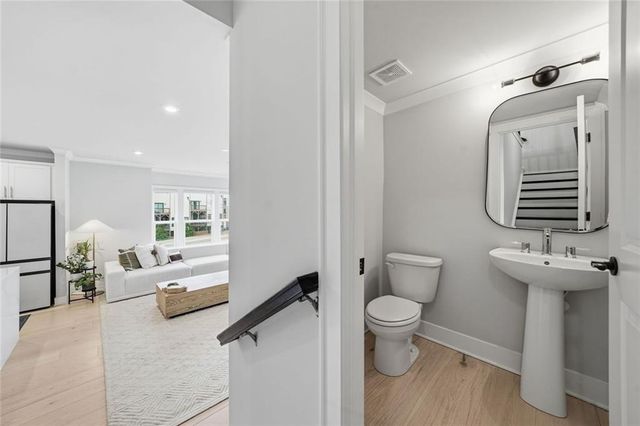 1163 Rivard Circle NW, Atlanta, GA 30318