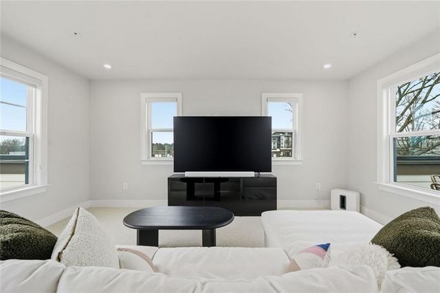 1163 Rivard Circle NW, Atlanta, GA 30318