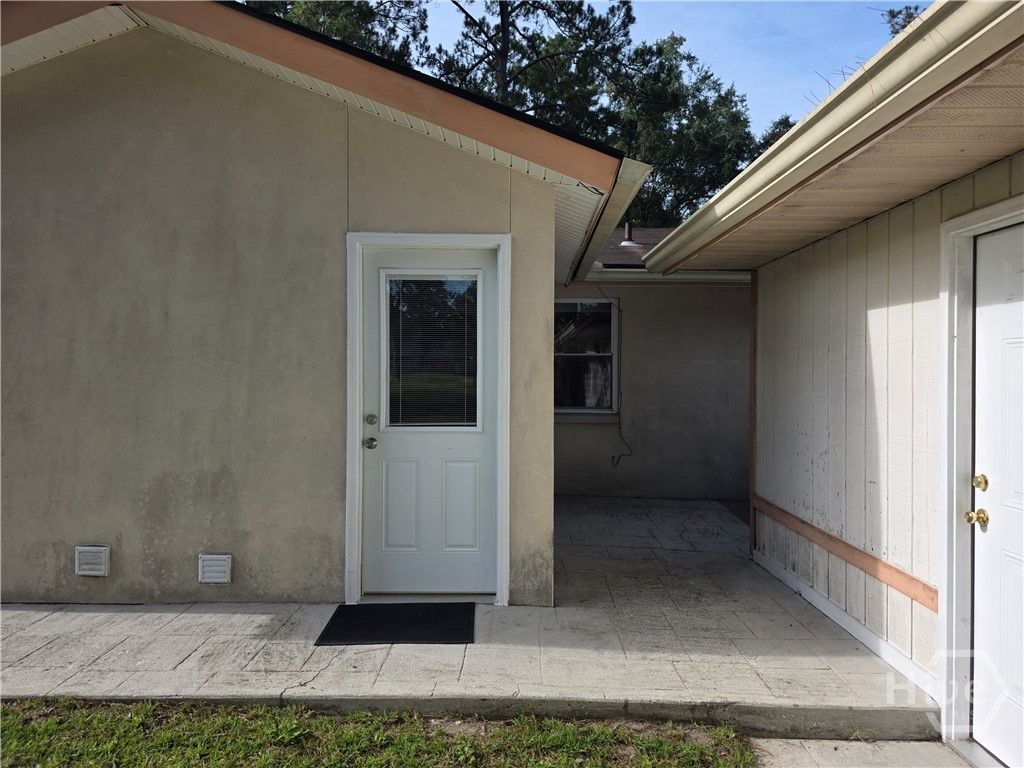 Image 13 of property listing at 308 W Sixth Street, Rincon, GA 31326