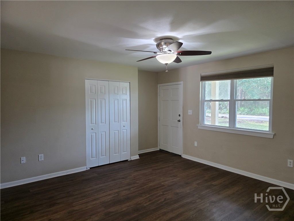 Image 3 of property listing at 308 W Sixth Street, Rincon, GA 31326