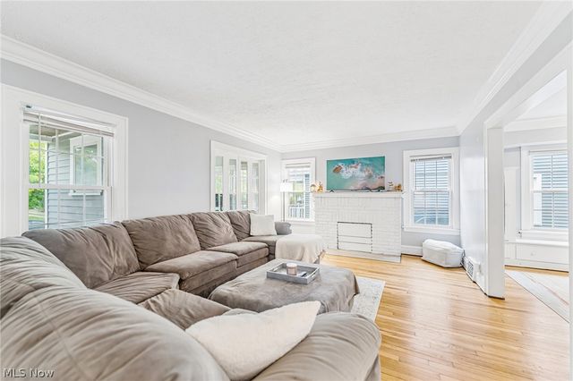 1609 Westwood Avenue, Lakewood, OH 44107