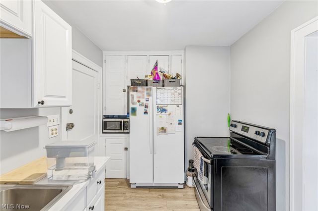 1609 Westwood Avenue, Lakewood, OH 44107
