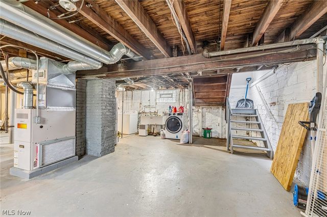 1609 Westwood Avenue, Lakewood, OH 44107
