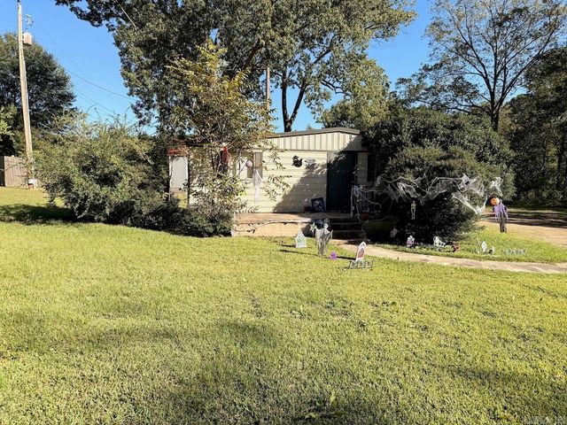 1006, 1018 A&B N Gabbert, Monticello, AR 71655