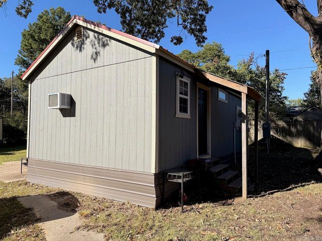 1006, 1018 A&B N Gabbert, Monticello, AR 71655