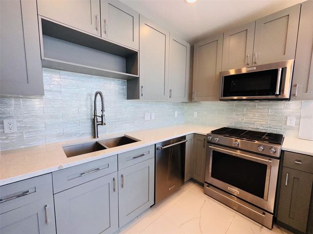 150 E ROBINSON STREET 1612, Orlando, FL 32801