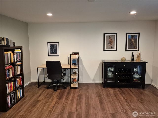 18821 SE 214th Street, Renton, WA 98058