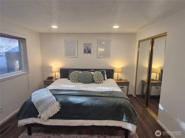 18821 SE 214th Street, Renton, WA 98058