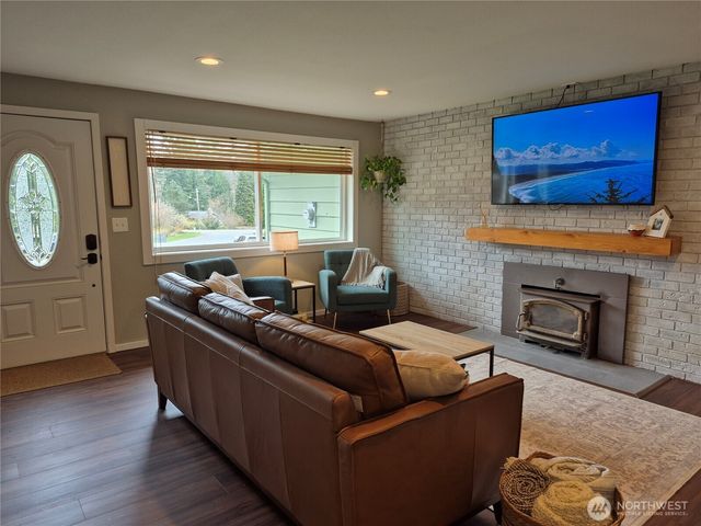 18821 SE 214th Street, Renton, WA 98058