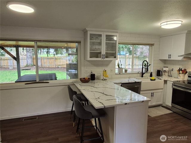 18821 SE 214th Street, Renton, WA 98058