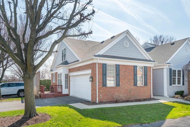 4002 Harbor Place Drive, St Clair Shores, MI 48080