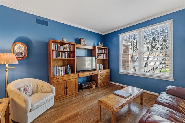4002 Harbor Place Drive, St Clair Shores, MI 48080