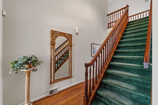 4002 Harbor Place Drive, St Clair Shores, MI 48080