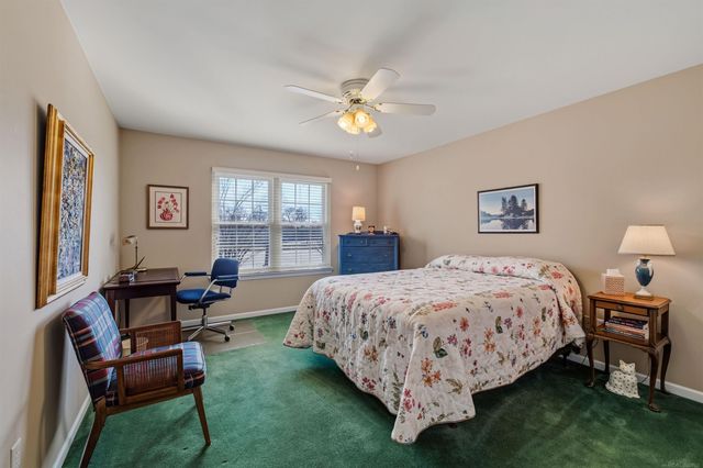 4002 Harbor Place Drive, St Clair Shores, MI 48080