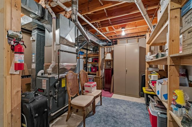 4002 Harbor Place Drive, St Clair Shores, MI 48080