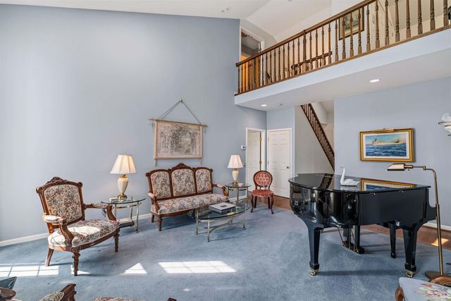 4002 Harbor Place Drive, St Clair Shores, MI 48080
