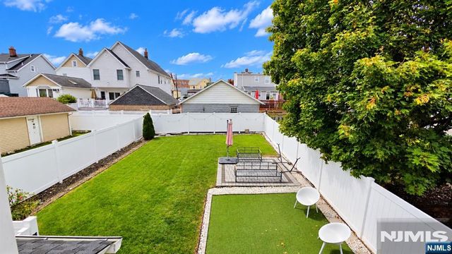 271 Castle Terrace, Lyndhurst, NJ 07071