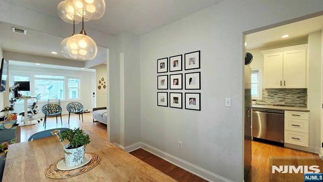 271 Castle Terrace, Lyndhurst, NJ 07071