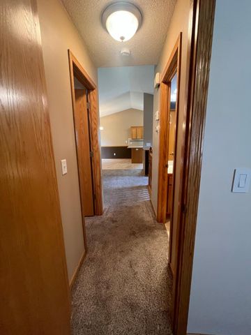 7776 Large Avenue NE, Albertville, MN 55301