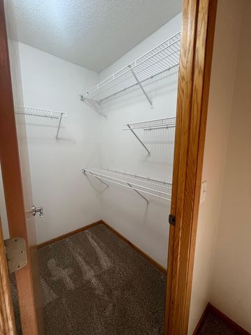 7776 Large Avenue NE, Albertville, MN 55301