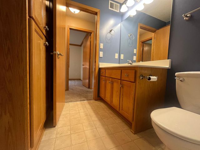 7776 Large Avenue NE, Albertville, MN 55301