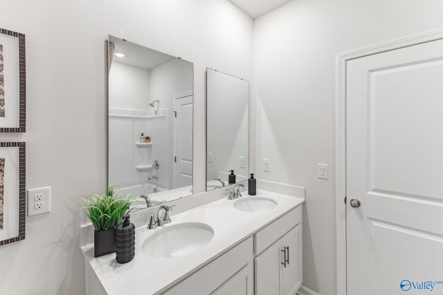 137 Shearwater Drive, Meridianville, AL 35759