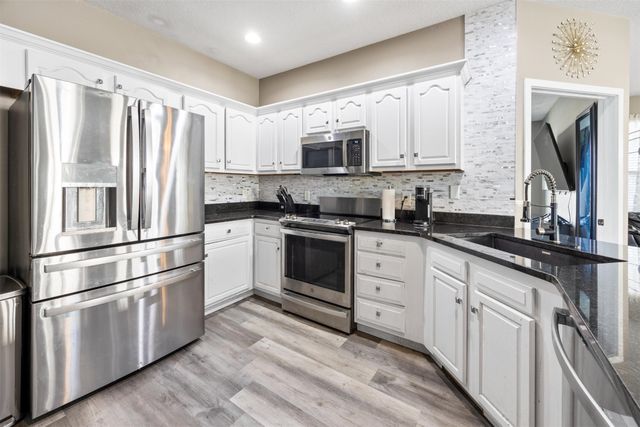 525 W Trace Drive, Polk City, IA 50226