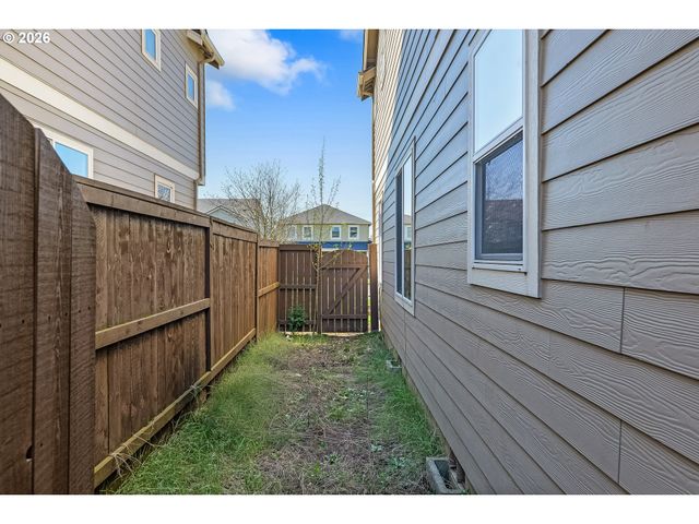 7310 Nw BRUGGER Rd, Portland, OR 97229