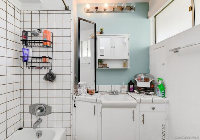 221 23 Ardys Pl, Vista, CA 92084