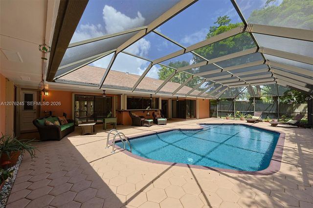 18723 SW 83rd Place, Cutler Bay, FL 33157