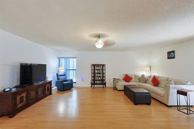 18723 SW 83rd Place, Cutler Bay, FL 33157