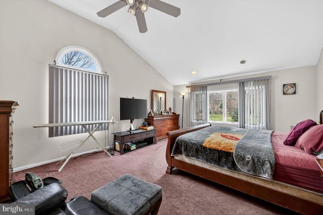 602 WOODLAND AVE, Cherry Hill, NJ 08002