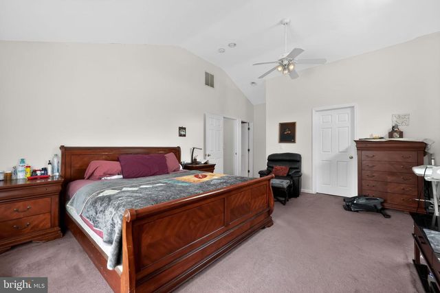602 WOODLAND AVE, Cherry Hill, NJ 08002