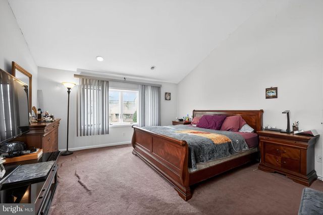 602 WOODLAND AVE, Cherry Hill, NJ 08002