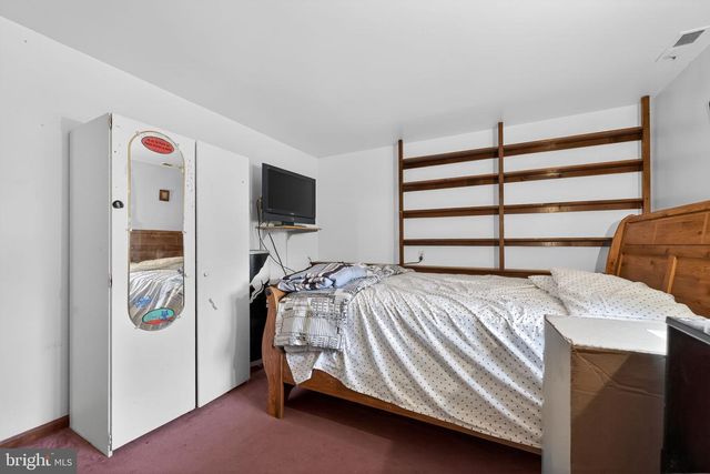 602 WOODLAND AVE, Cherry Hill, NJ 08002
