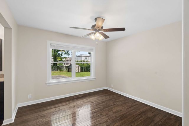 307 24th St, Old Hickory, TN 37138