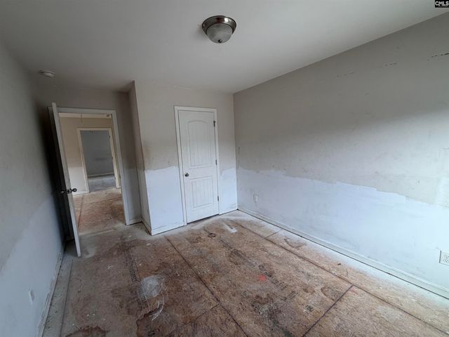 1 Carriagebrook Circle, Camden, SC 29020