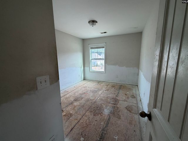 1 Carriagebrook Circle, Camden, SC 29020