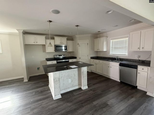 1 Carriagebrook Circle, Camden, SC 29020